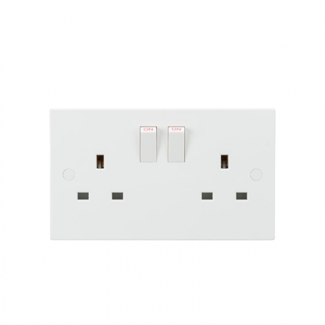 Knightsbridge 13A 2 Gang Double Pole Switched Socket | DTR Electrical ...